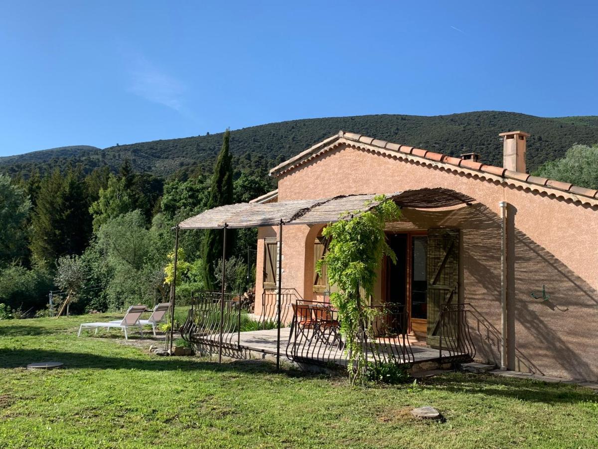 Les Oliviers Villa Vaugines Buitenkant foto
